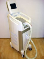 Fleurent dióda lézer szőrtelenítésre 2000 watt 808 nm.